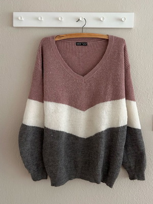 Shein knitted sweater like new, size L, multicolor