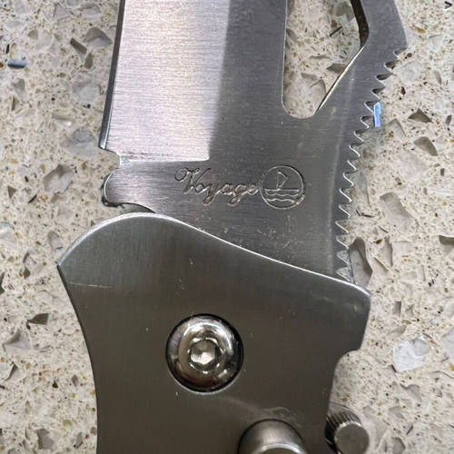 Voyager Folding Knife New with Compass and Belt Clip