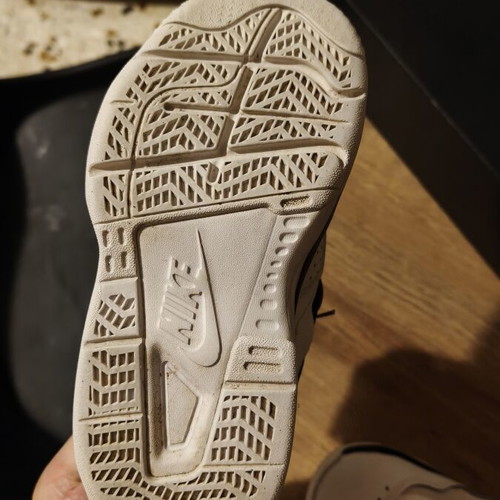 Jordan Stay Loyal 3 kids shoes used, size 29.5, black and white