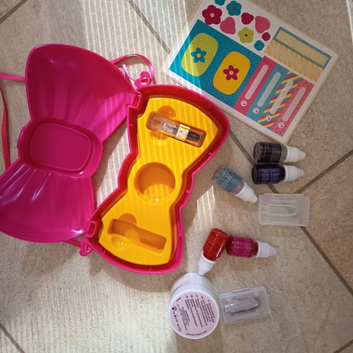 Lipstick making set toy