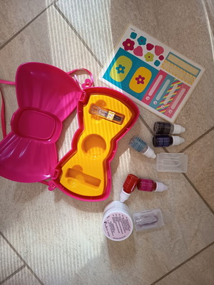 Lipstick making set toy