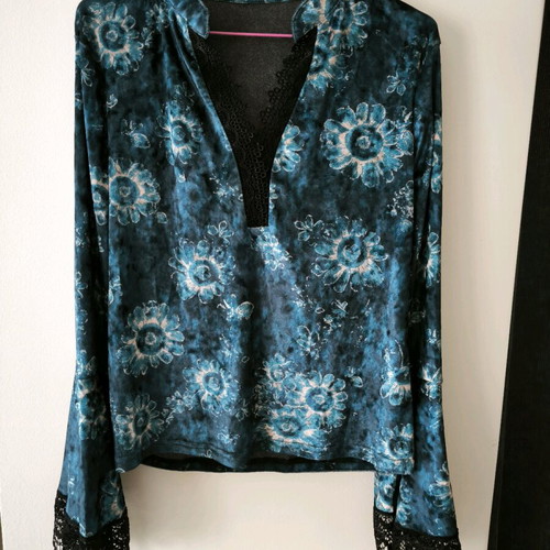 Velvet blouse long-sleeve with lace new, petrol color