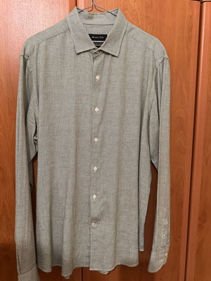 Massimo Dutti shirt Large with small check pattern like new