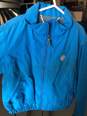 Branded men's jacket like new, size medium