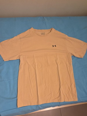 Under Armour short sleeve shirt new, beige, size L