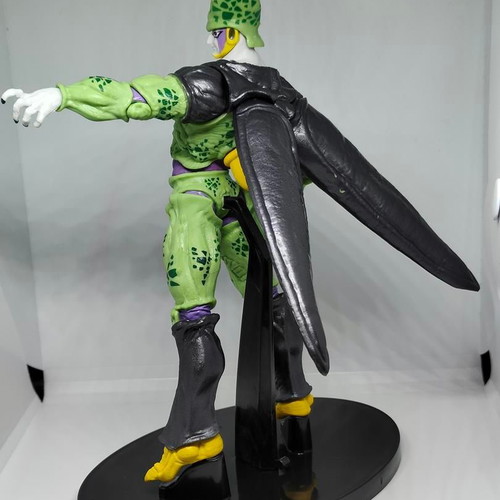 Dragon Ball Z Perfect Cell figure 22cm like new
