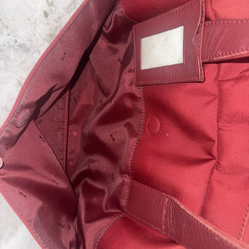 Nava laptop bag with multiple compartments