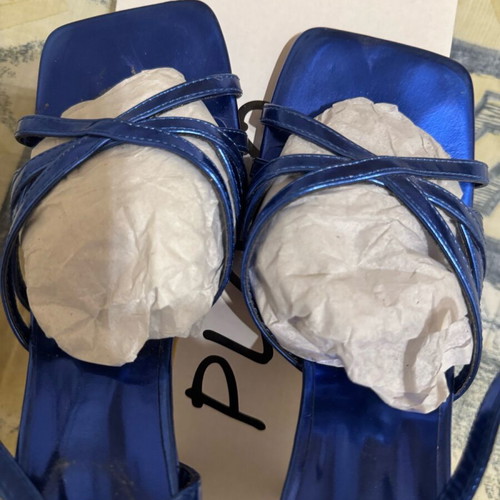 Sandals like new, size 40, blue
