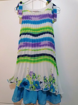 Φόρεμα πλισέ Miss Bellina σαν καινούργιο για 8-10 ετών