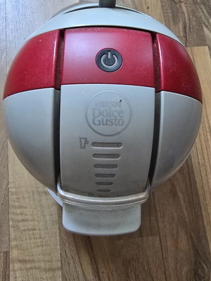 Krups Nescafe Dolce Gusto KP120 coffee machine like new, capsule