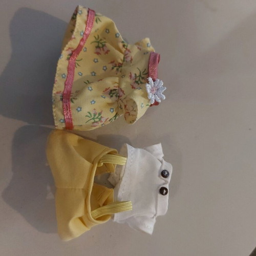 Sylvanian Families like new