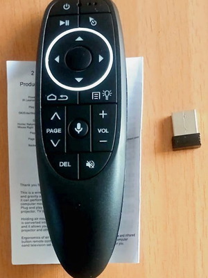 Air Mouse с глас и подсветка нов 2.4GHz безжичен