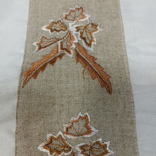 Tablecloth 1.80x1.80 new with 8 napkins, design 4 ecru