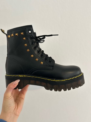 Boots with studs new, size 39, black
