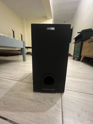Home Cinema Mustek ht r560 new