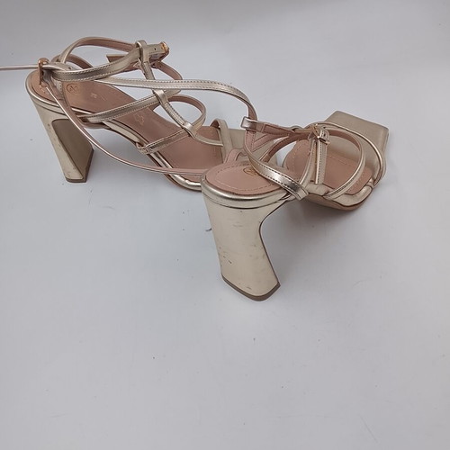 Envie women's sandals like new, size 36, gold