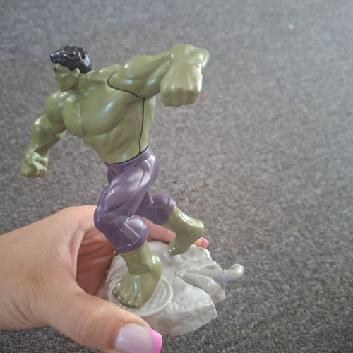 Hulk figure like new from Playmation Marvel Avengers collection