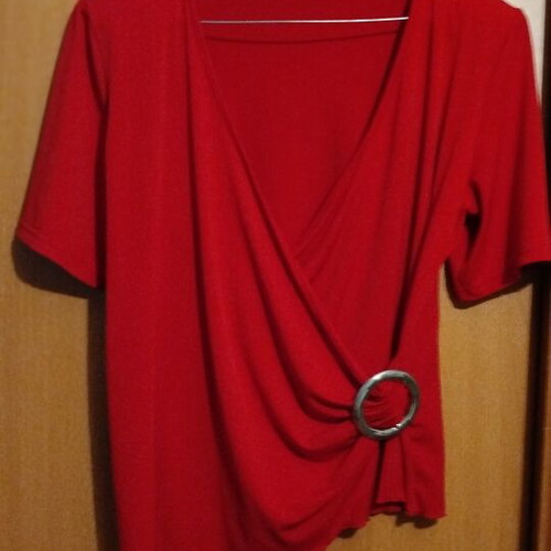 Red blouse like new, size M