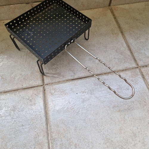 Chestnut roaster like new