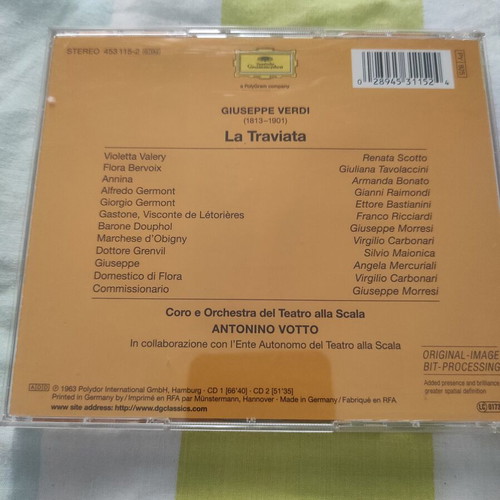 La Traviata 2 CD set by Giuseppe Verdi, like new, classical