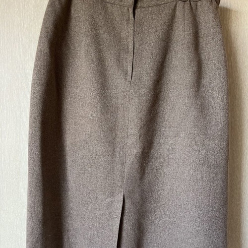 Skirt knee-length gray size EU 42 like new