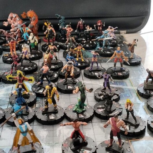 Heroclix Mortal Kombat figures and cards used, 52 characters