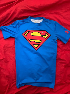 Under Armour x Superman blue shirt used, size M