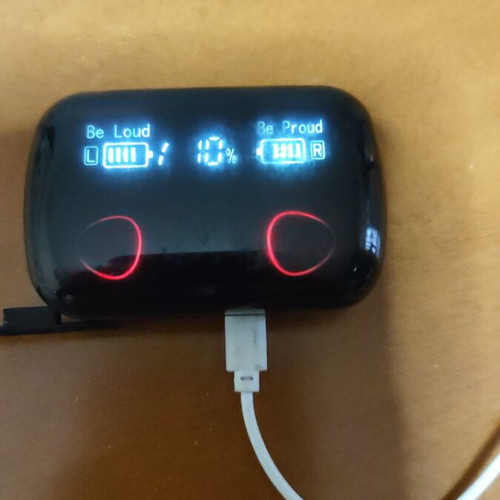 Bluetooth headphones with digital display and power bank 2 in 1 like new