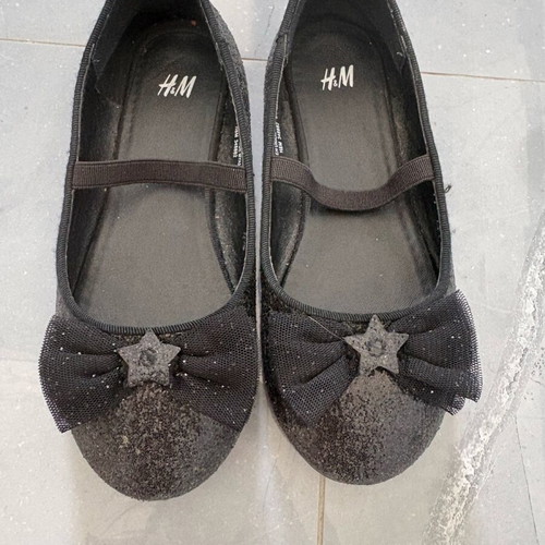 Μπαλαρίνες H&M γκλιτερ με φιόγκο μαύρες 28 μεταχειρισμένες