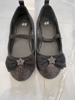 Μπαλαρίνες H&M γκλιτερ με φιόγκο μαύρες 28 μεταχειρισμένες