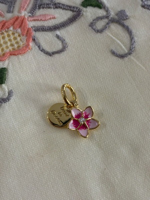 Pandora Moana flower charm pendant, gold