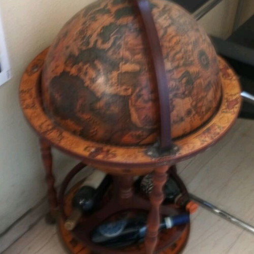 Bar furniture globe bar like new, solid eucalyptus wood