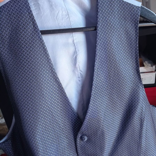 Suit set with vest and bow tie like new, gray