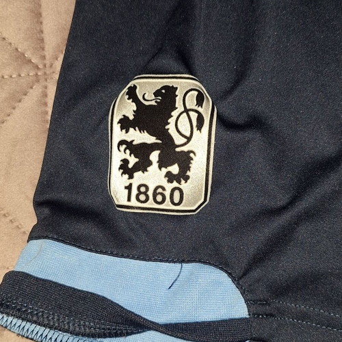 Munich 1860 Football Shorts like new, size M