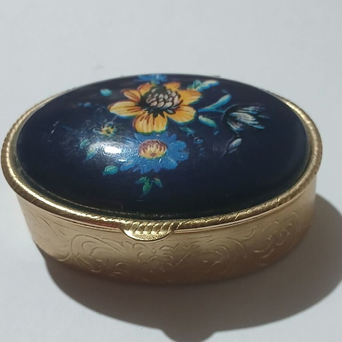 Pill box like new, also small jewelry case, 5×3.5 cm