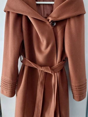 Assy wool coat light brown XL like new