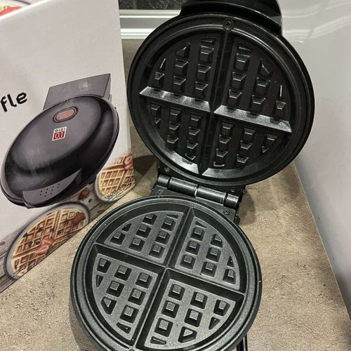 Waffle maker brand new in excellent condition