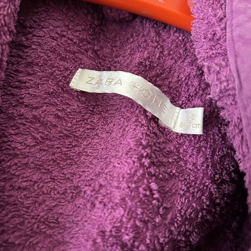 Zara Home purple bathrobe size 84-97 cm like new with embroidered details