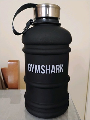 Gymshark Water Bottle 1L Black new