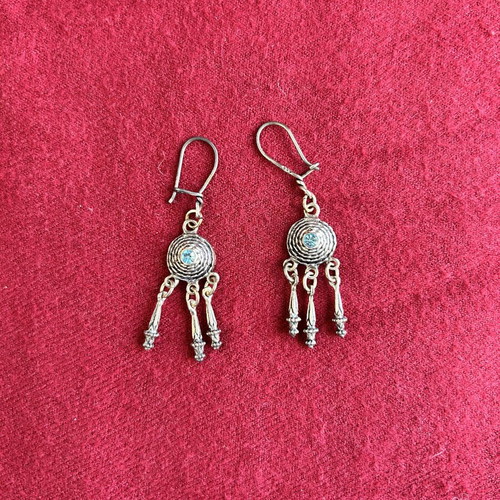 Silver earrings with aqua marina like new