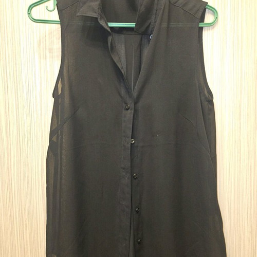 H&M black sleeveless shirt like new, see through