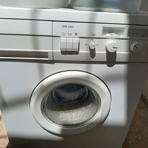 Siemens washing machine used, 5 kg load capacity, faulty switch