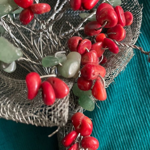 Flower bouquet with wire, coral and agate like new