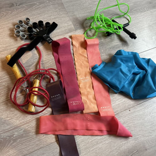 Resistance Bands and Jump Rope Workout Set like new
