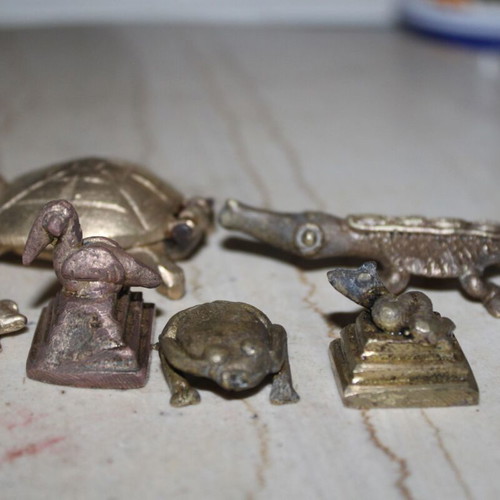 African metal precision scale weights, turtle 5.5x4 cm, 1980