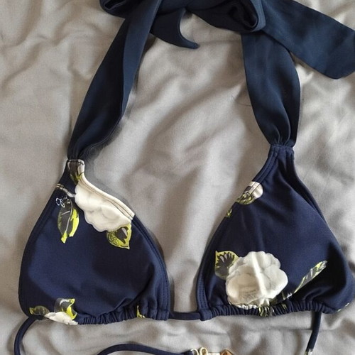 Juicy Couture bikini like new, blue, size S