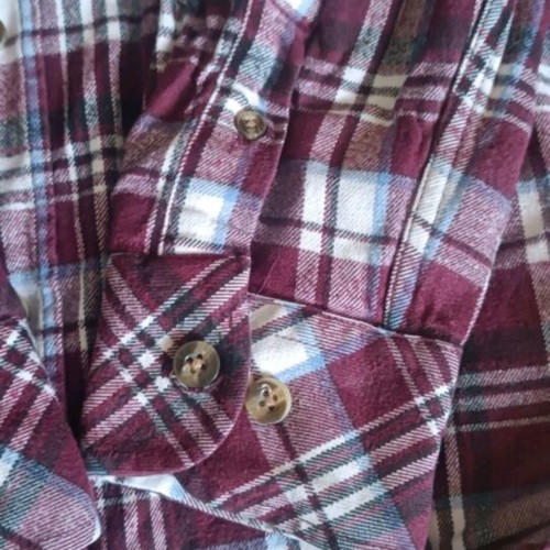Jeep shirt size L like new, gray and purple