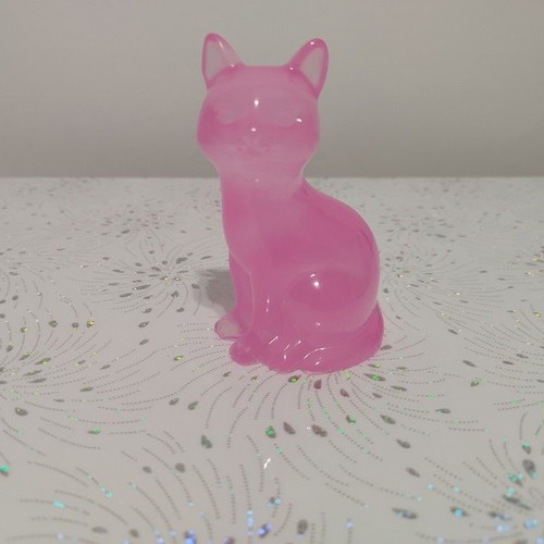 Handmade pink cat decoration made of liquid glass new