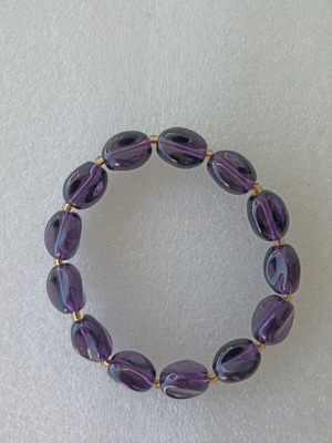 Elastic bracelet with amethyst and durable band new, purple