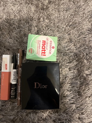 Makeup set used with Dior palette, Maybelline, eyeliner, eyebrow pencil